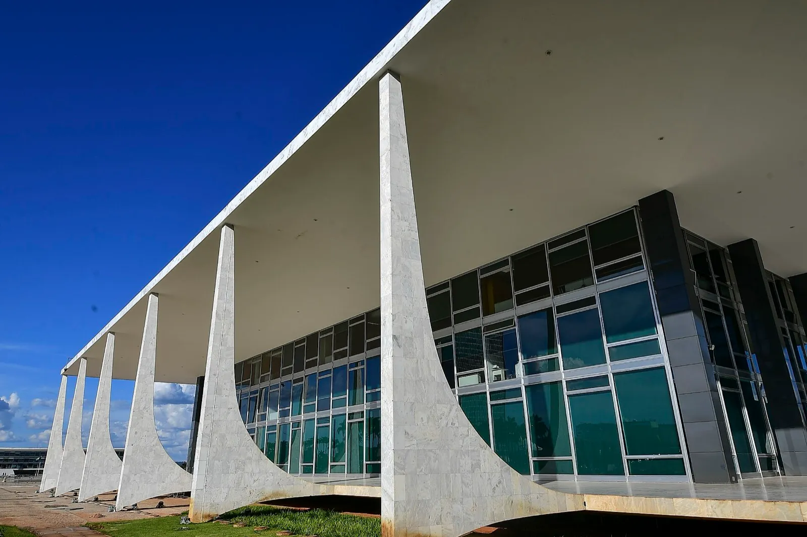 Fachada do edifício-sede do Supremo Tribunal Federal, em Brasília.